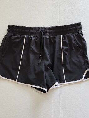 Yogalicious Black Shorts with White Piping Has Liner Size Large